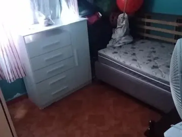 Imagem: O apartamento possui 2 Dormitórios, 1 Banheiro, 1 Vaga na