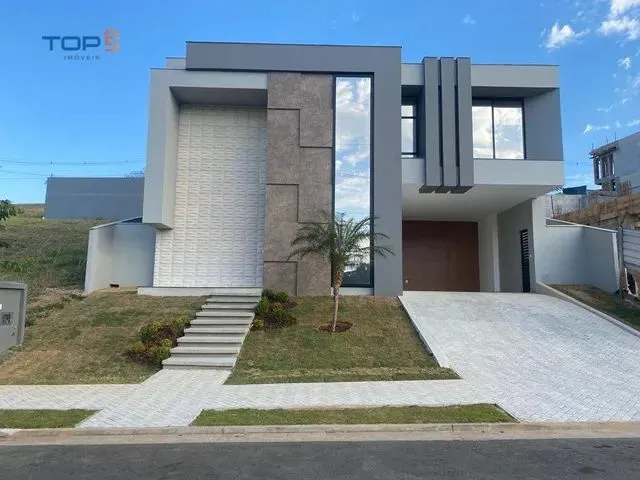 Imagem: Casa com 4 Dormitórios À Venda, 304 M²