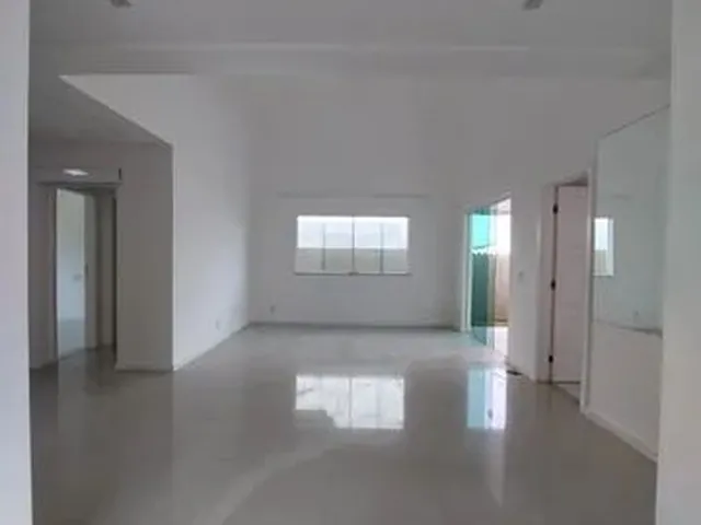 Imagem 8: Casa de Condomínio para Aluguel Possui 272M² com 4 Quartos no Alphaville Norte 1