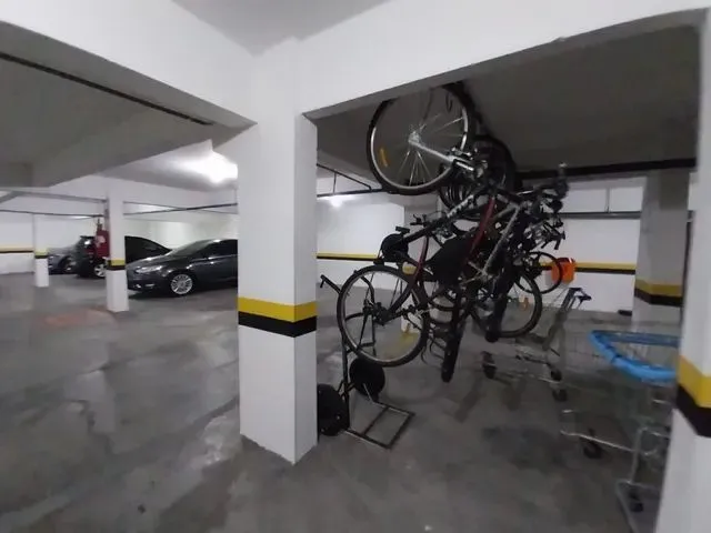 Imagem 15: Apartamento com 3 Quartos para Alugar por R$ 3200.00, 120.59 M2 - Cabral - Curitiba/Pr