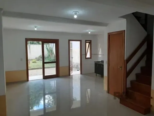 Imagem 2: Porto Alegre - Casa Padrão - Cavalhada
