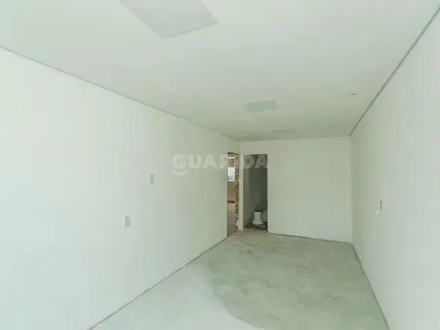 Imagem 5: Casa de 3 Dormitórios no Bairro Cristal