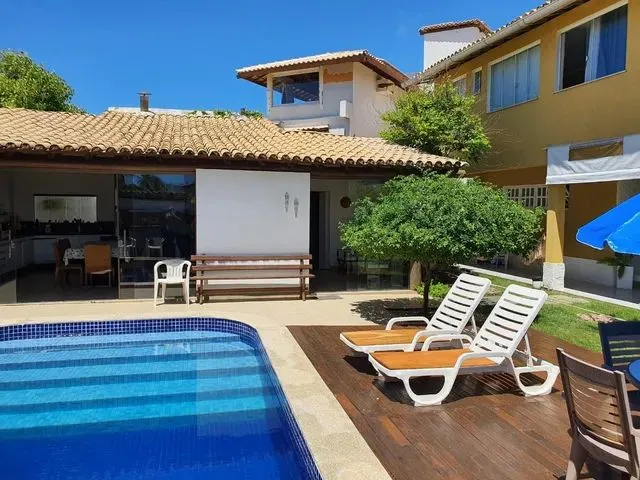 Imagem: Casa para Venda com 5/4 Sendo 02 Suítes