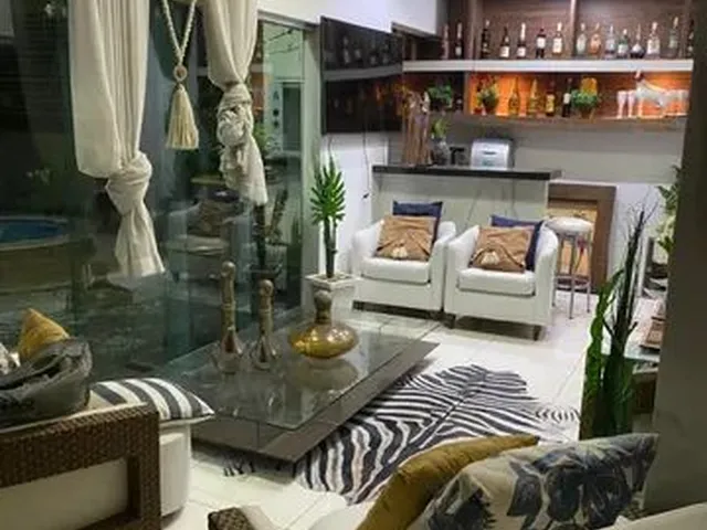 Imagem: O quarto possui Acomodam 169 pessoas e está localizado em