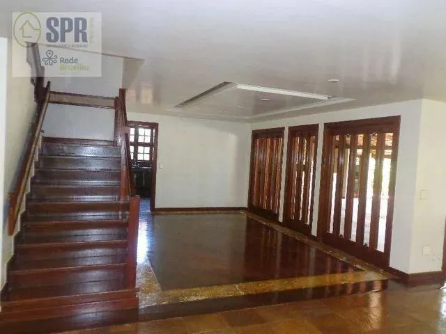 Imagem 16: Casa com 3 Dormitórios para Alugar, 375 M² por R$ 9.000,00/Mês - Setor de Habitações