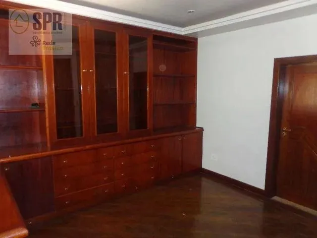 Imagem 15: Casa com 3 Dormitórios para Alugar, 375 M² por R$ 9.000,00/Mês - Setor de Habitações