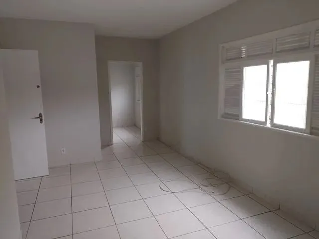 Imagem 3: Apartamento para Aluguel Tem 80 Metros Quadrados com 2 Quartos em Centro - Macaé - Rj