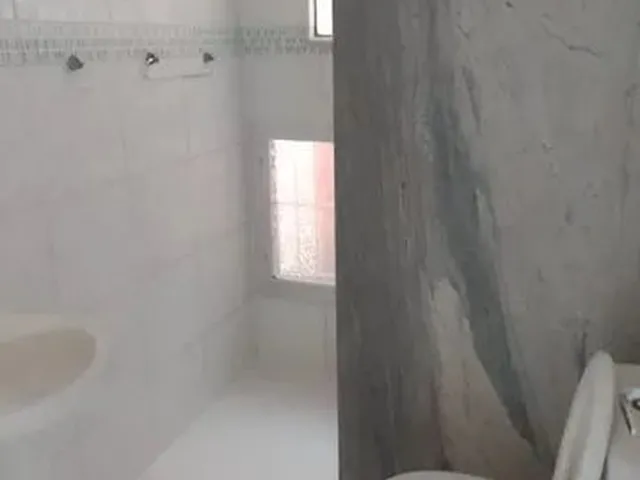 Imagem 2: Apartamento para Aluguel Tem 80 Metros Quadrados com 2 Quartos em Centro - Macaé - Rj