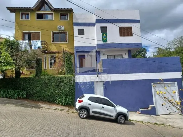 Imagem 1: Porto Alegre - Casa de Condomínio - Cavalhada