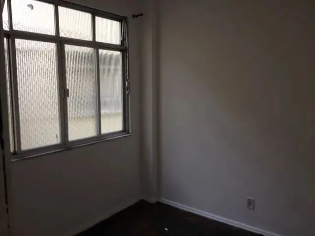 Imagem 3: Apartamento para Aluguel com 100 Metros Quadrados com 3 Quartos em Centro - Niterói - Rj