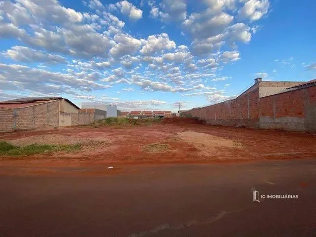 Imagem: Terreno À Venda, 300 M² por R$ 90.000,00