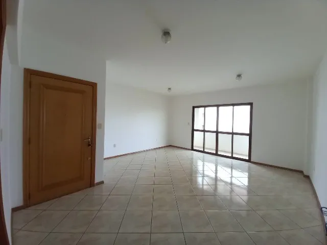 Imagem 5: Apto com 03 Quartos, 02 Vagas de Garagem, no Centro, por R$ 500.000,00