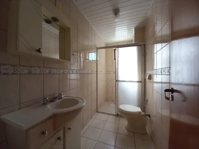 Imagem 4: Apto com 03 Quartos, 02 Vagas de Garagem, no Centro, por R$ 500.000,00