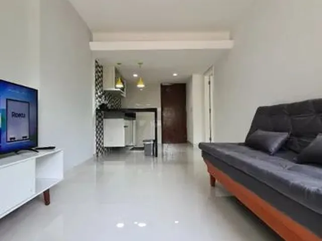 Imagem: O apartamento possui 1 Dormitório, 1 Banheiro, 1 Vaga na
