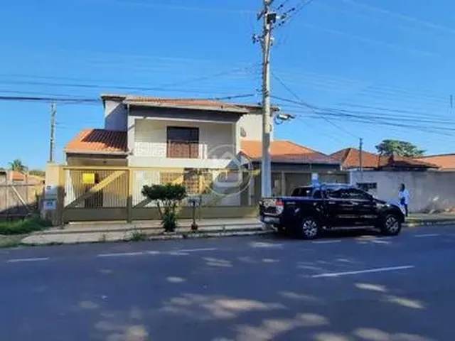 Imagem 1: Sobrado com 04 Dormitórios na Vila Duque de Caxias