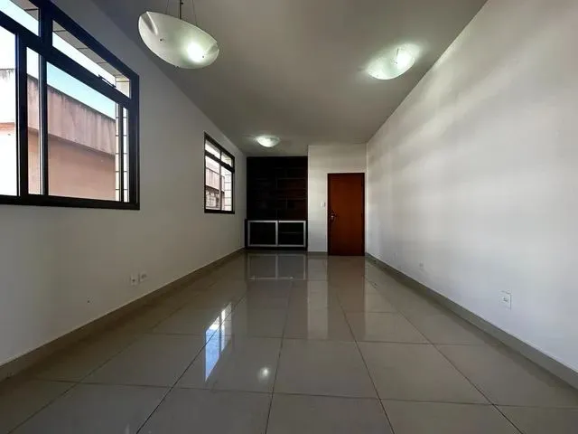 Imagem: Apartamento 4 Quartos a Venda no Bairro
