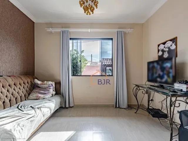 Imagem 9: Sobrado para Venda com 190M², com 3 Quartos no São Braz - Curitiba - Pr
