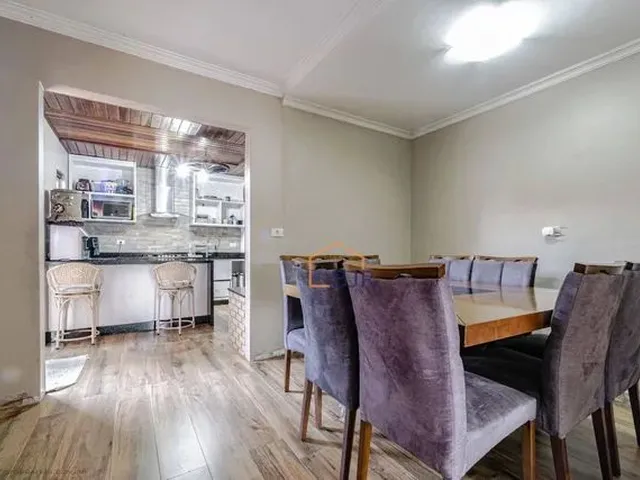 Imagem 16: Sobrado para Venda com 190M², com 3 Quartos no São Braz - Curitiba - Pr