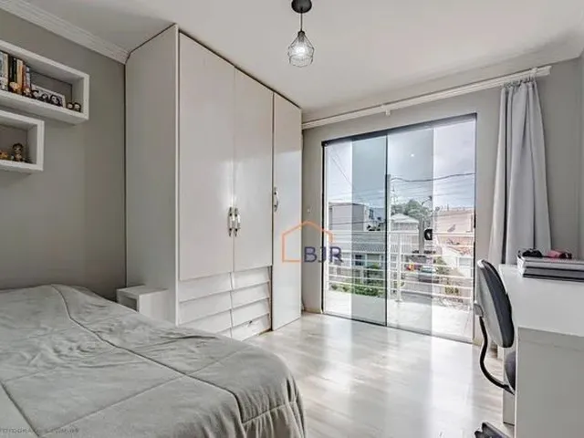 Imagem 8: Sobrado para Venda com 190M², com 3 Quartos no São Braz - Curitiba - Pr