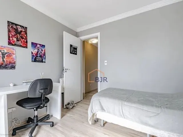 Imagem 2: Sobrado para Venda com 190M², com 3 Quartos no São Braz - Curitiba - Pr