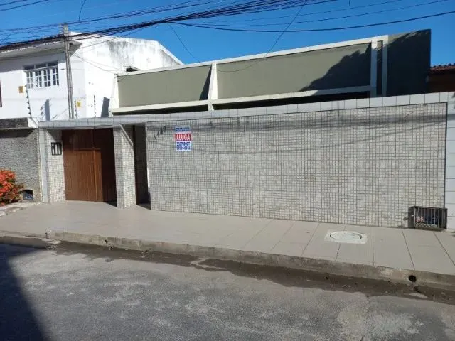 Imagem: Aluga Casa Jatiuca e Apartamento de Um Quarto