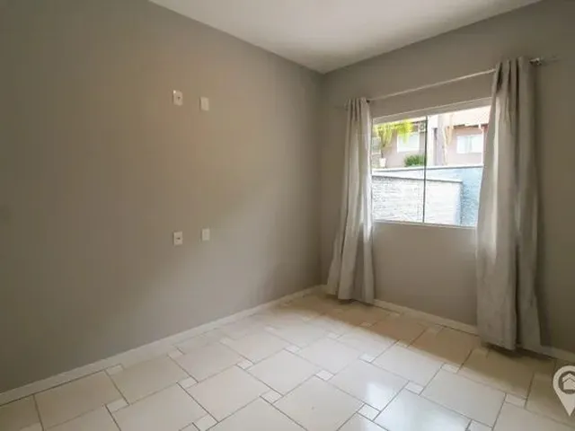Imagem 10: Blumenau - Casa Padrão - Água Verde