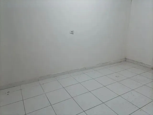 Imagem: Alugo Casa Primeiro Andar Entrada Individual