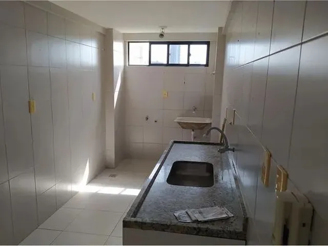 Imagem 5: Apartamento para Locação Anual com 2 Quartos, Sendo Uma Suíte no Castelo Branco