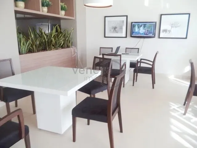 Imagem 5: Apartamento com 2 Quartos para Alugar por R$ 2250.00, 64.00 M2 - Moncoes - Londrina/Pr