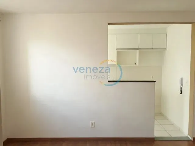Imagem 11: Apartamento com 2 Quartos para Alugar por R$ 650.00, 44.00 M2 - Boulevard - Londrina/Pr