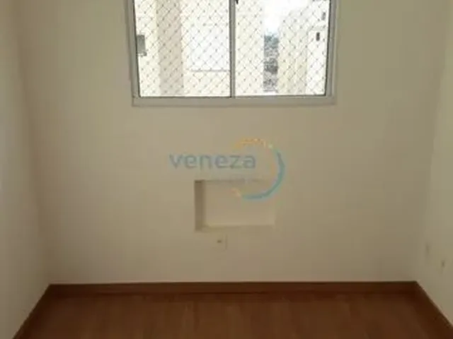 Imagem 3: Apartamento com 2 Quartos para Alugar por R$ 650.00, 44.00 M2 - Boulevard - Londrina/Pr