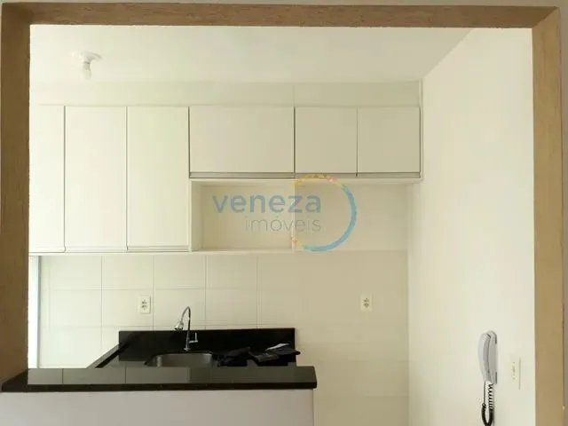 Imagem 15: Apartamento com 2 Quartos para Alugar por R$ 650.00, 44.00 M2 - Boulevard - Londrina/Pr