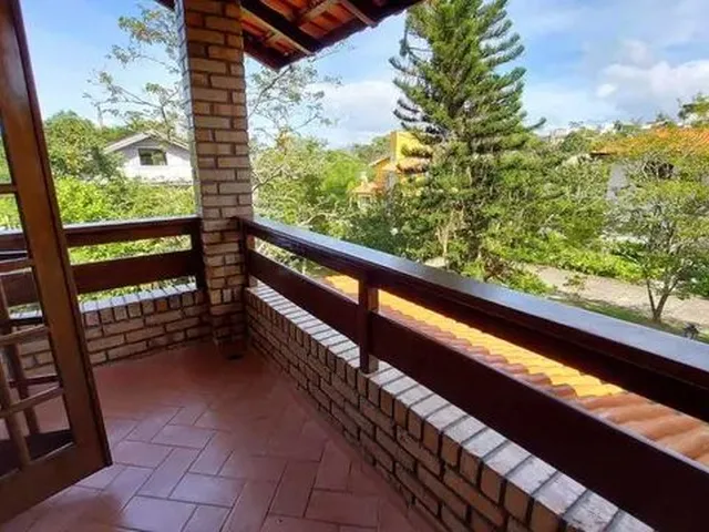 Imagem: Casa com 4 Quartos para Locação no Bairro