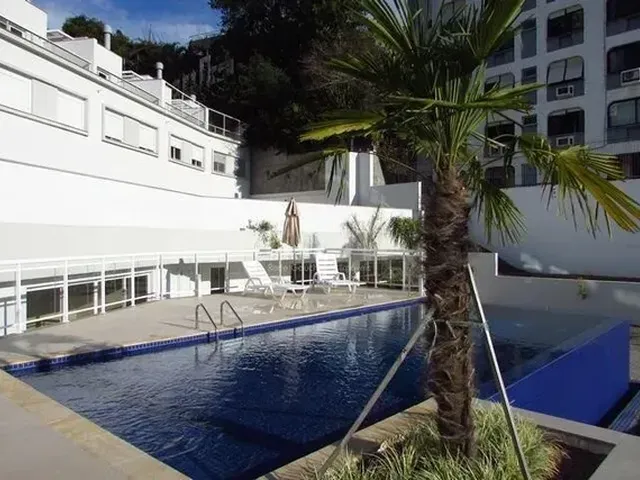 Imagem: A casa em condomínio possui 3 Dormitórios, 2 Suítes, 4