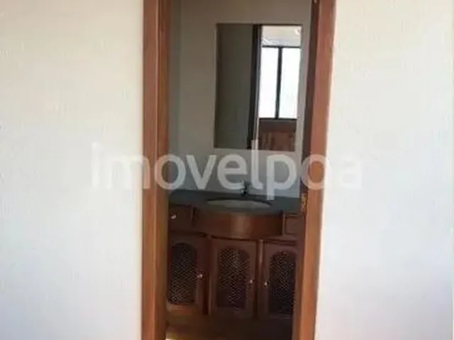 Imagem 15: Porto Alegre - Prédio Inteiro - São João