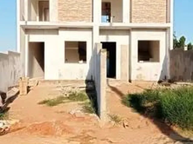 Imagem 13: Casa com 0À Venda no Bairro Brigadeira com 80M²
