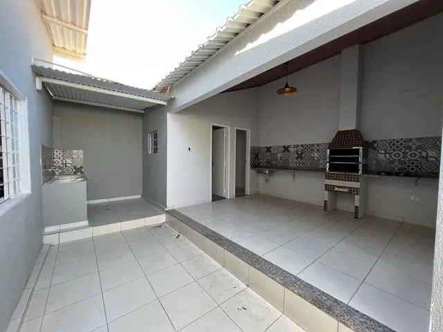 Imagem 3: Casa com 3 Salas Comerciais. Av. do Parque Cuiabá