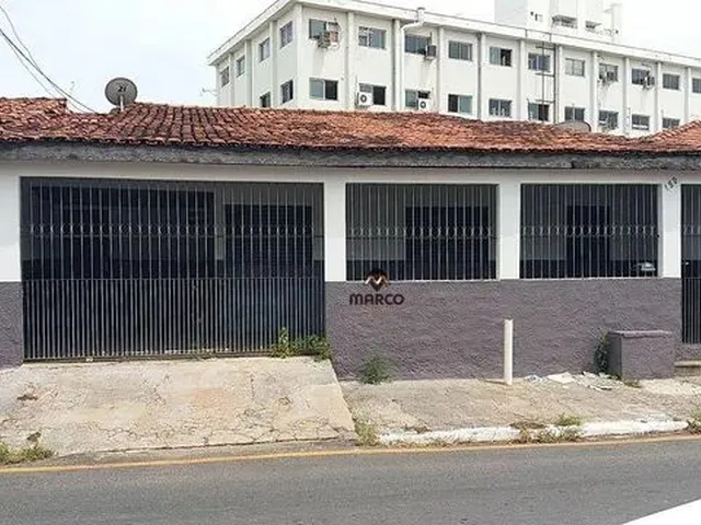 Imagem: Casa com 3 Dormitórios À Venda, 200 M²