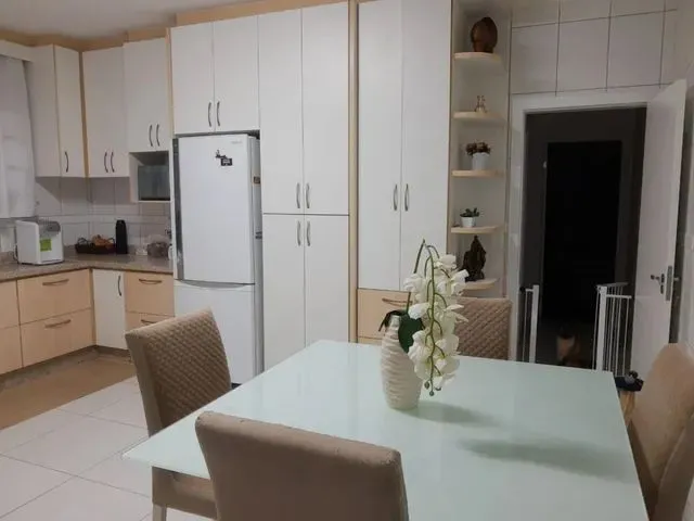 Imagem 10: Casa para Venda em Florianópolis, Capoeiras, 5 Dormitórios, 1 Suíte, 4 Banheiros, 2
