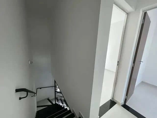Imagem 9: Casa com 2 Dormitórios À Venda em Contagem