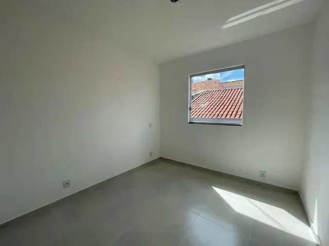 Imagem 14: Casa com 2 Dormitórios À Venda em Contagem