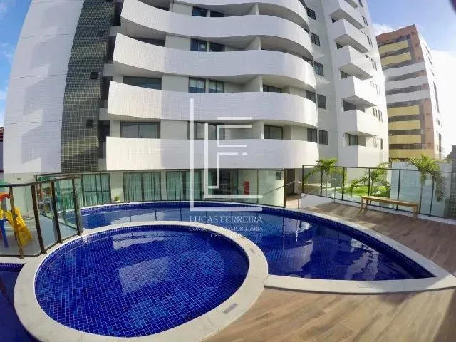 Imagem 2: Apartamento Nascente com 2 Quartos (1 Suíte) na Ponta Verde