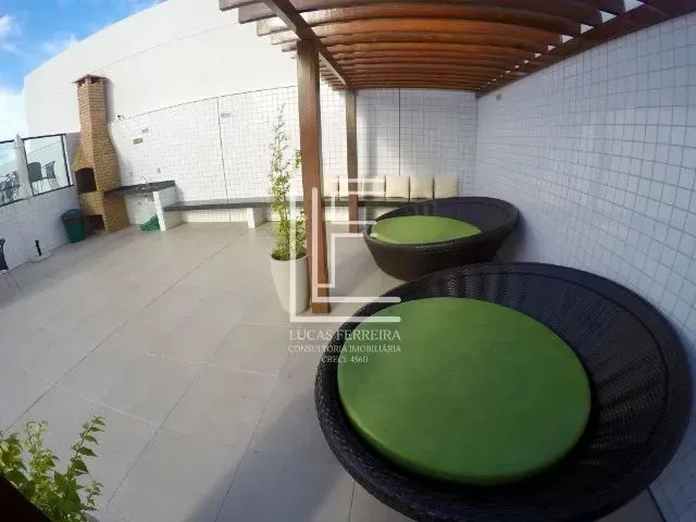 Imagem 11: Apartamento Nascente com 2 Quartos (1 Suíte) na Ponta Verde