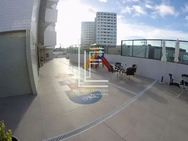 Imagem 9: Apartamento Nascente com 2 Quartos (1 Suíte) na Ponta Verde
