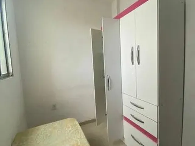 Imagem: Aluga-Se Quarto para Estudante Mulher