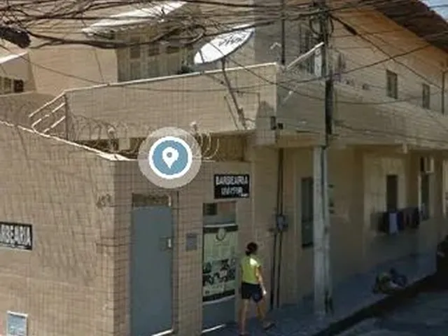 Imagem: A kitnet possui 1 Dormitório, 1 Banheiro, 1 Vaga na