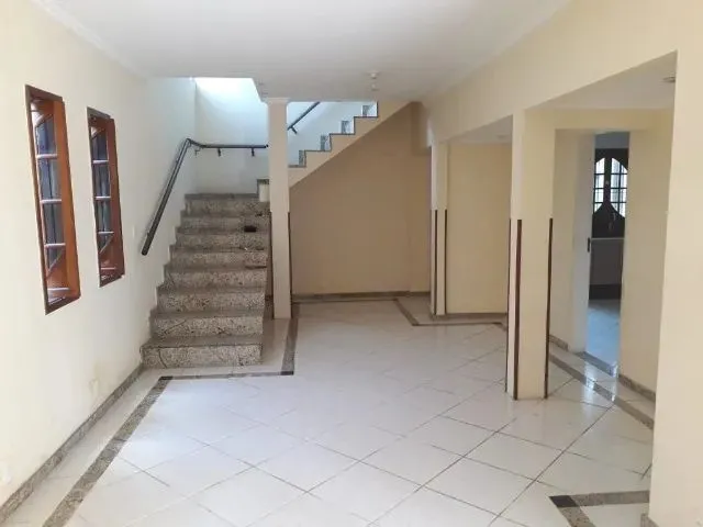 Imagem 1: Casa 5 Quartos (Centro de Venda das Pedras) Itaboraí