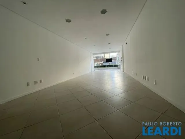 Imagem 14: Comercial - Trindade - Sc