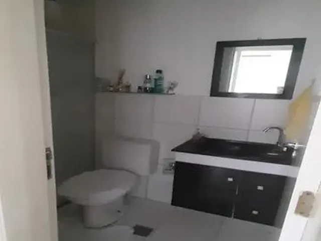 Imagem 2: 2 Quartos em Rosário de Fátima