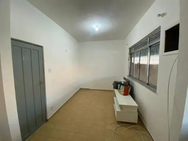 Imagem 3: Apartamento com 2 Quartos e Garagem
